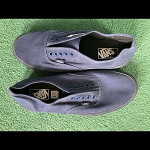 VANS Navy blue - Brand new Men’s size 10